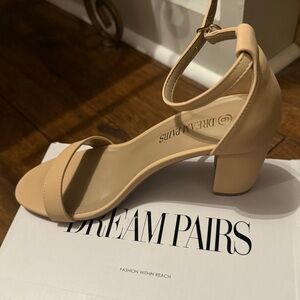 Dream Pairs Women's Tan Sandals